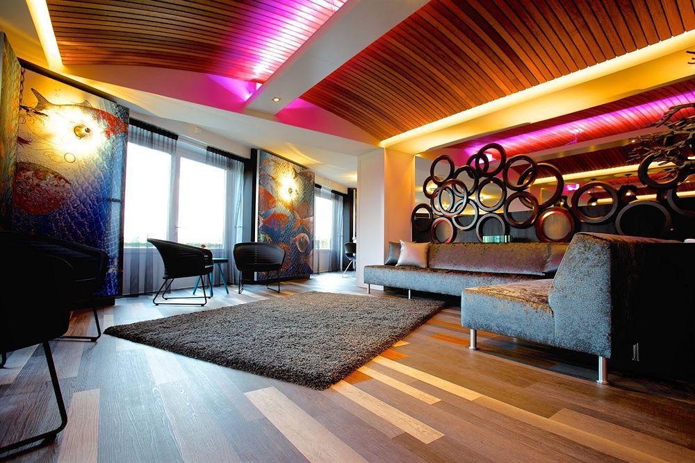 Hampshire Hotel - Newport Huizen Εξωτερικό φωτογραφία